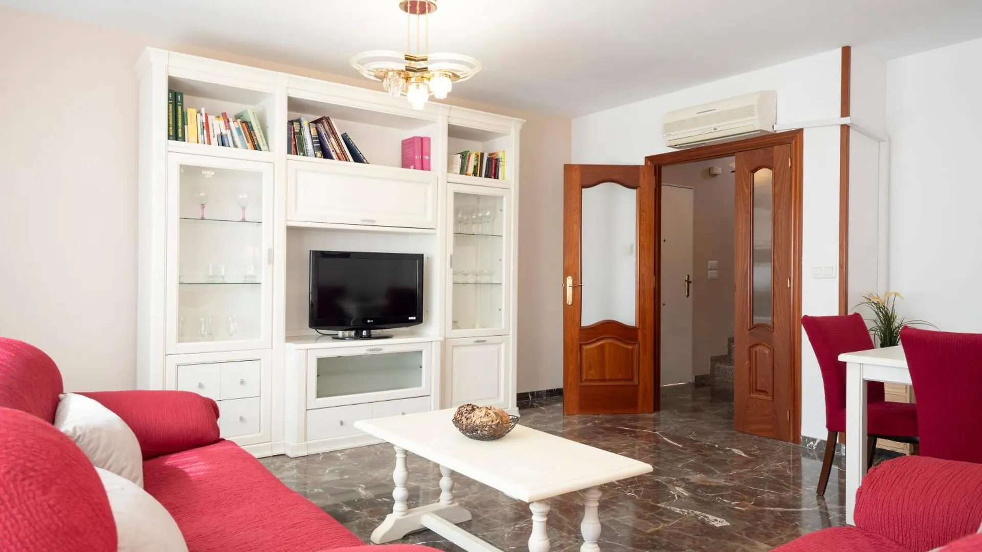 Casa Con Piscina Privada De Agua Salada Villa La Guardia de Jaen 0*,